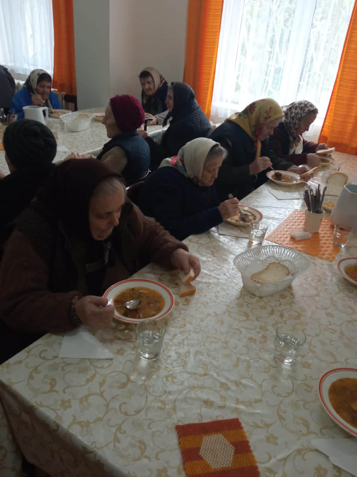 Food for elderly Romania